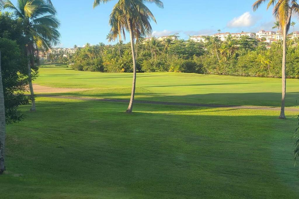 Simple Hollywood Beach Humacao Exterior foto